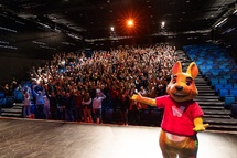 Walibi Belgium recrute pour ses 50 ans : une campagne décoiffante !