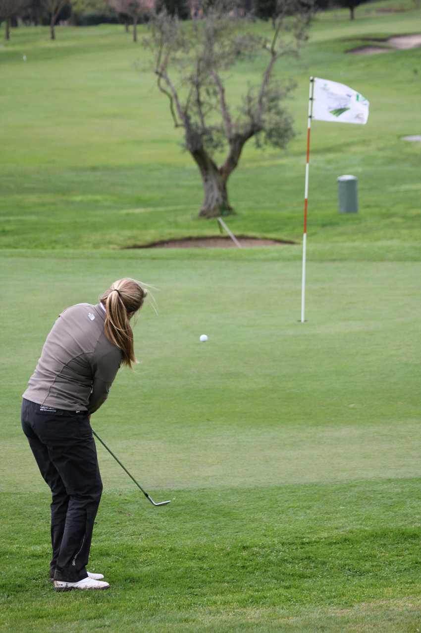 Waterloo : Chloé Leurquin, rencontre golfique.