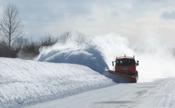 Brabant Wallon : L’AWSR rappelle quelques règles pour circuler sur la neige et le verglas !