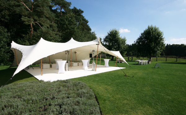 Location de tente pour un event en Brabant wallon ? Organic concept et les tentes Silhouette. (Berbère)