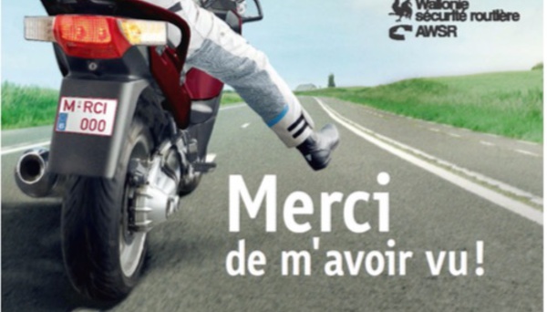 « MERCI DE M’AVOIR VU ! » : la nouvelle campagne de l’AWSR sensibilise à la présence accrue de motards en Wallonie