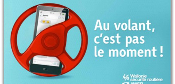 Les chiffres dingues du téléphone au volant...