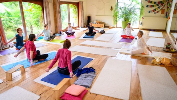 Remise en Forme par le Yoga cet été à Lasne ou en Drôme