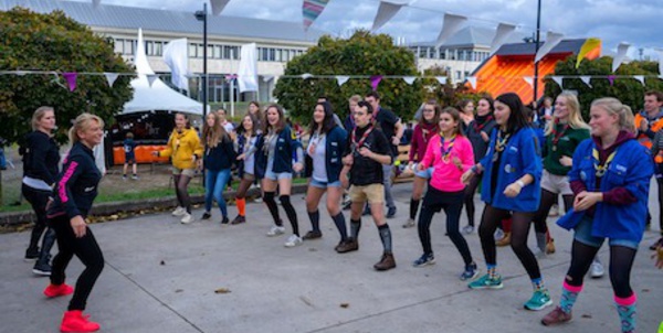 2400 scouts ce samedi 23 octobre à Wavre pour fêter les 23 ans du k8strax !